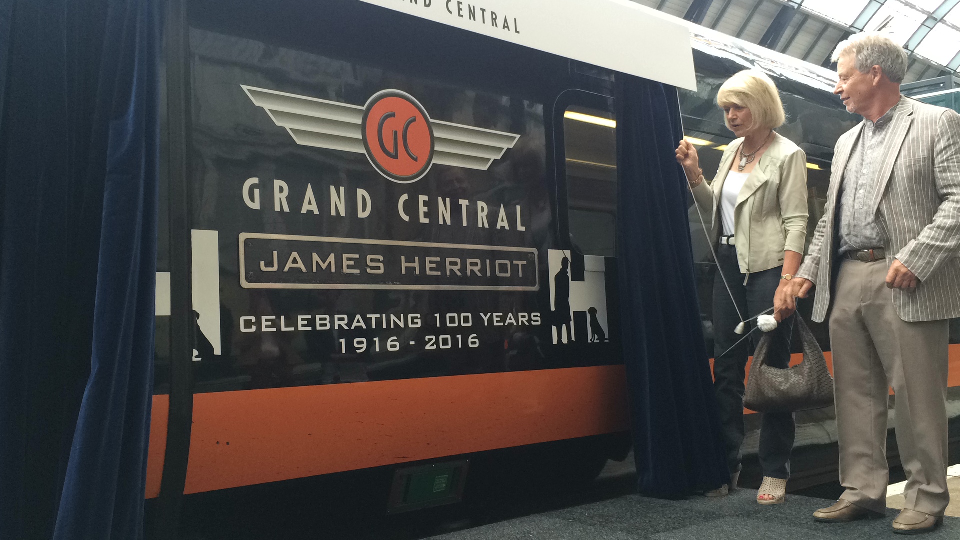 Rosie Page and Jim Wight unveil Grand Central 100th